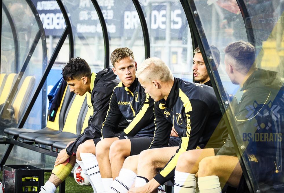 nac helmond sport [15 van 90]